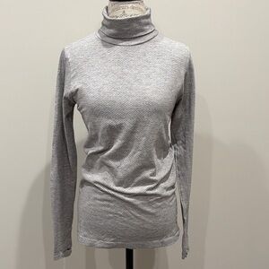 Athleta Gray Turtleneck Top